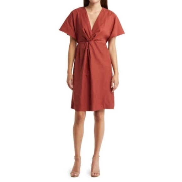 Julia Jordan Flutter Sleeve Twist Front V Neck Sheath Dress in Rust - Picture 1 of 8